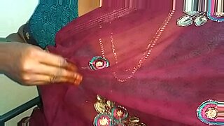 Malayalam 23 year girl saree removing and sex