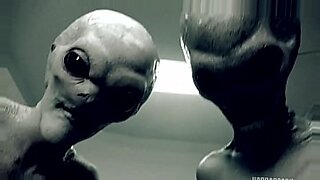 Pregnant women sex with alien
